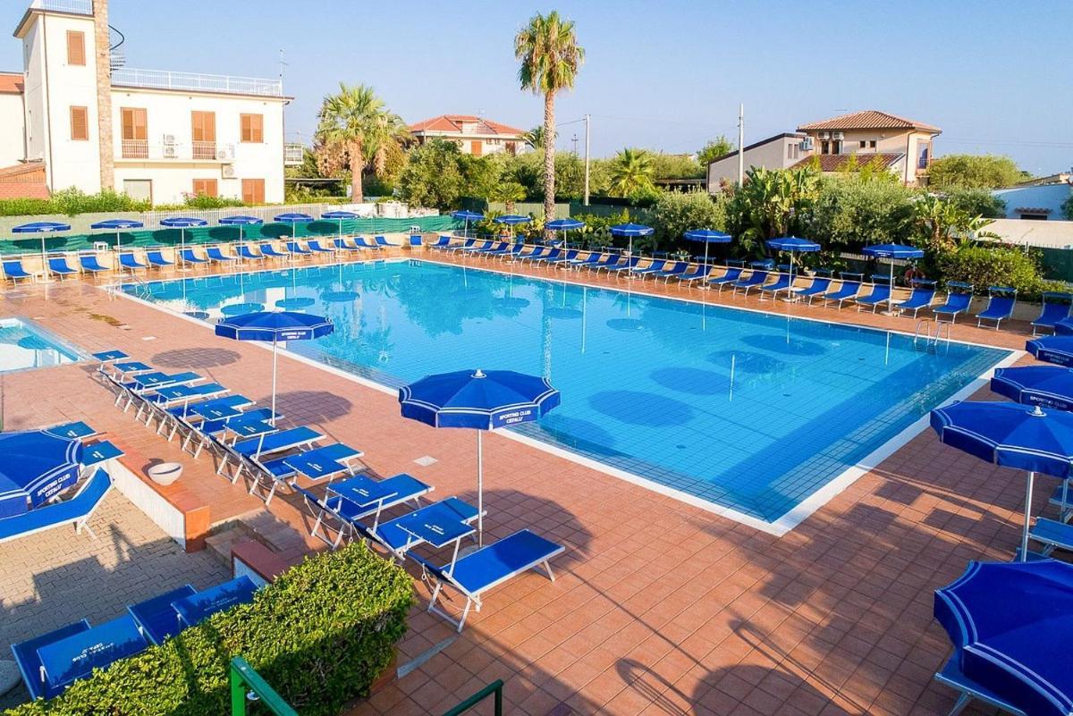 Cefalu Resort - Sporting Club Exteriér fotografie